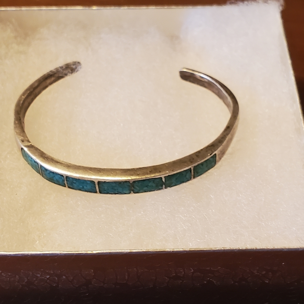 Navajo Vintage Sterling Silver Turquoise Inlay Cuff Bracelet - Picture 3 of 14